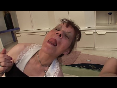 ❤️ Twee oumas en een oupa het 'n drietal ❤️ Superpornografie by porn af.gayasianporn.ru ❌