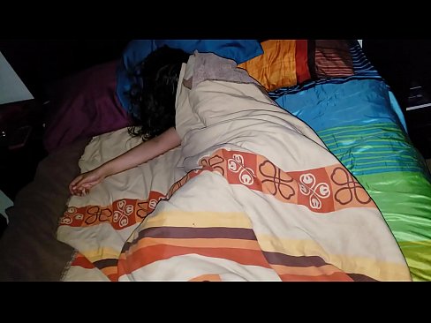 ❤️ Stiefseun berispe sy jong stiefma terwyl sy slaap. ❤️ Superpornografie by porn af.gayasianporn.ru ❌